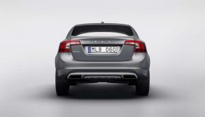 2015 Volvo S60 Cross Country Concept