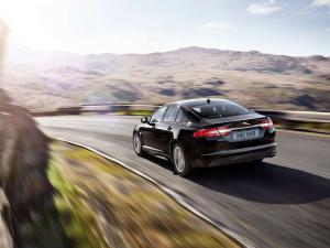 2015 Jaguar XF R-Sport