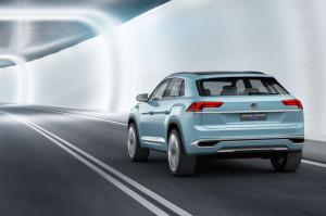 2015 Volkswagen Cross Coupe GTE Concept