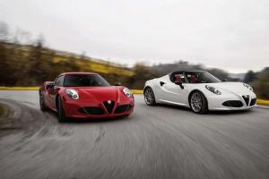 2015 Alfa Romeo 4C Spider US)