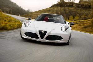 2015 Alfa Romeo 4C Spider US)