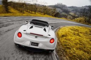 2015 Alfa Romeo 4C Spider US)
