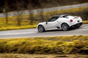 2015 Alfa Romeo 4C Spider US)