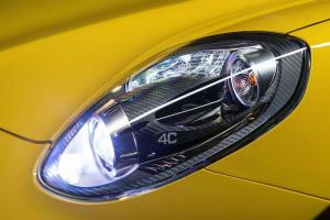2015 Alfa Romeo 4C Spider US)