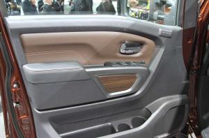 2015 Nissan Titan