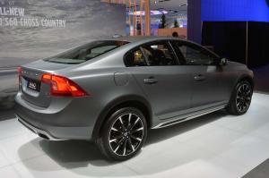 2015 Volvo S60 Cross Country
