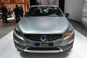 2015 Volvo S60 Cross Country