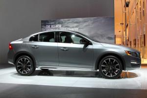 2015 Volvo S60 Cross Country