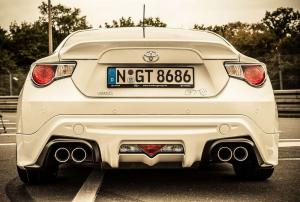 2014 Toyota GT 86 by Dotz Shift