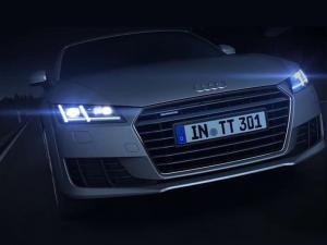 Audi демонстрирует работу «умных» фар