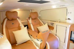 2015 Mercedes-Benz Viano iBusiness by Brabus