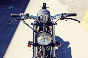1988 Yamaha SR400 by Salty Speed Co