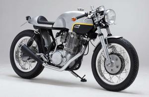 1972 Yamaha SR500 Cafe Racer