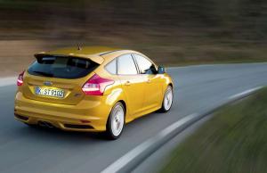 2015 Ford Focus ST by Graham Goode Racing