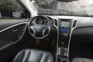 2014 Hyundai Elantra GT US)