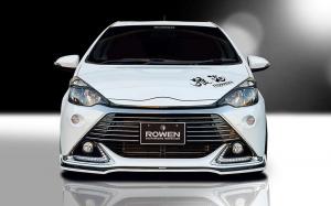 2015 Toyota Prius C by Rowen Japan