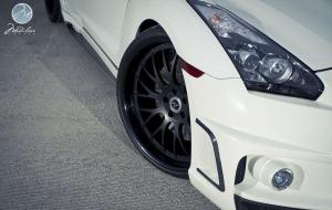2014 Nissan GT-R by Wald on Modulare Wheels