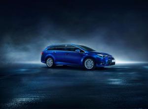 В Женеву приедет обновленная Toyota Avensis