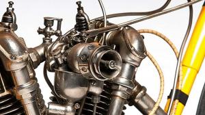 1915 Cyclone