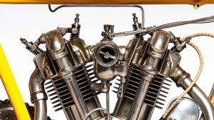 1915 Cyclone