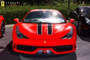 Встреча владельцев Ferrari в Калифорнии