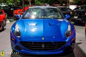 Встреча владельцев Ferrari в Калифорнии