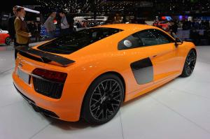 2015 Audi R8 V10 Plus