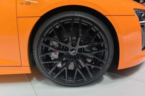 2015 Audi R8 V10 Plus