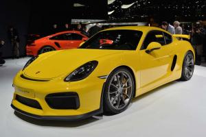 2015 Porsche Cayman GT4