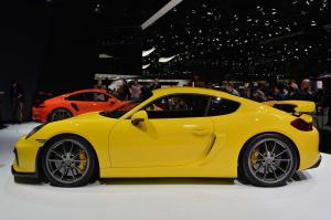 2015 Porsche Cayman GT4
