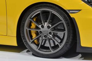 2015 Porsche Cayman GT4