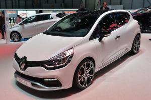 2015 Renault Clio R.S. 220 Trophy