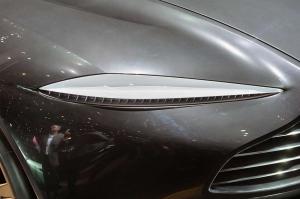 2015 Aston Martin DBX Concept