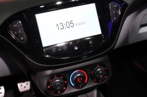 2014 Opel Adam Rocks