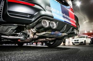 2015 BMW M4 MotoGP Safety Car