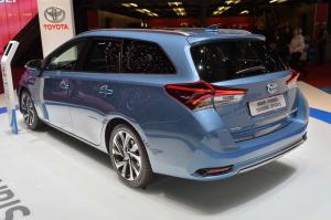 2015 Toyota Auris Hybrid