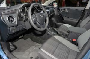 2015 Toyota Auris Hybrid