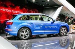 2015 Audi Q7 e-tron 3.0 TDI Quattro