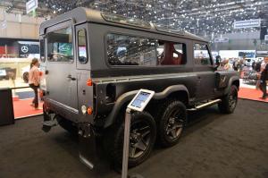 2015 Land Rover Defender Flying Huntsman 110 WB 6x6 Concept by Project Kahn