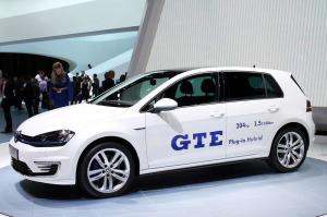 2014 Volkswagen Golf GTE