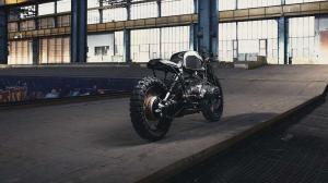 1994 BMW R100R by Diamond Atelier