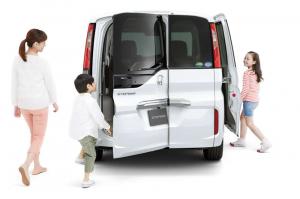 2015 Honda Stepwgn