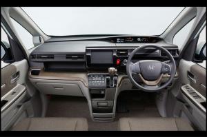 2015 Honda Stepwgn