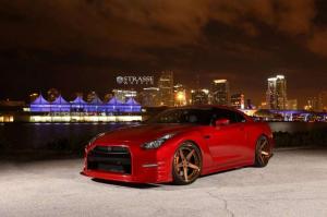 2015 Nissan GT-R on Strasse Wheels