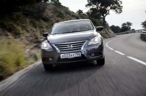 2014 Nissan Sentra RU)