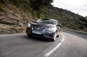 2014 Nissan Sentra RU)