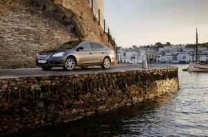 2014 Nissan Sentra RU)
