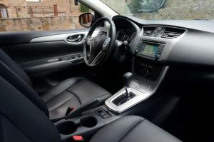 2014 Nissan Sentra RU)