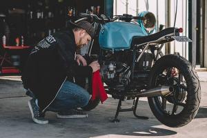 1989 BMW R100 by Junior Burrell
