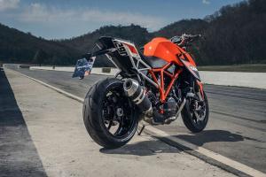 2015 KTM 1290 Super Duke R